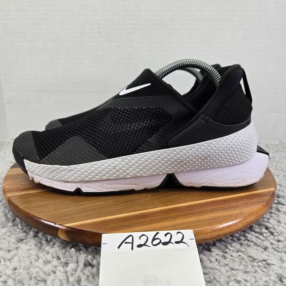 Nike Go FlyEase Easy Slip On Black White Hands Free Daily Sneaker Womens 9.5 - Picture 1 of 15
